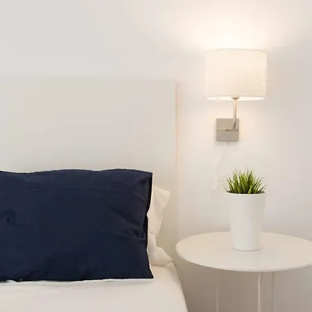 Lyrioshomes Cervantes Apartment *