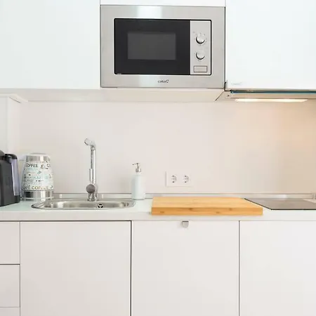 Lyrioshomes Cervantes Malaga