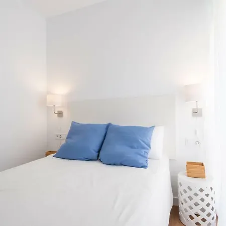 Apartment Lyrioshomes Cervantes *